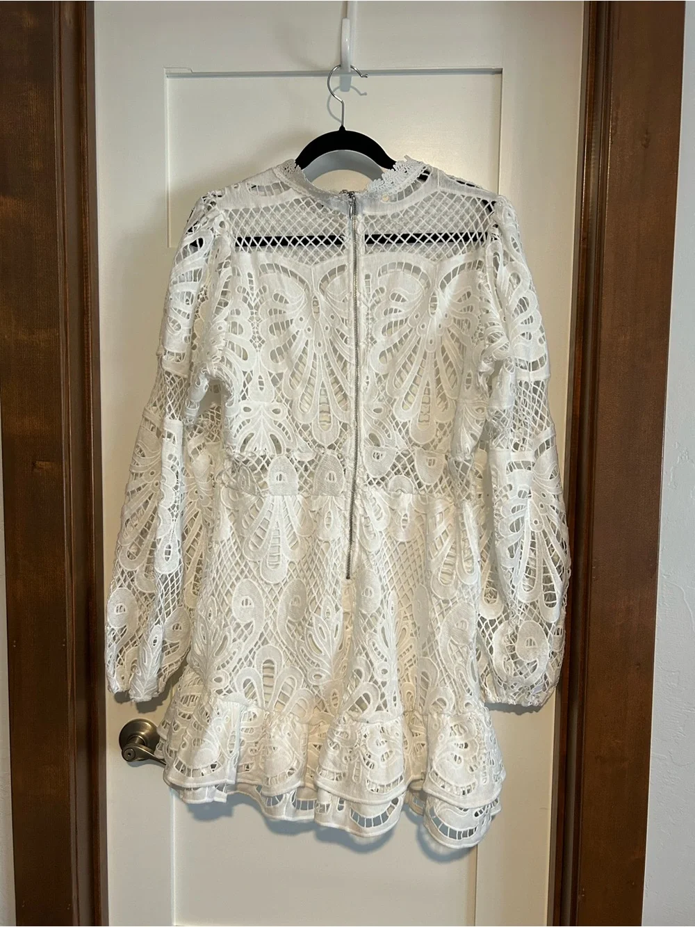 Showpo Kiss Me Now Dress White Lace Eyelet puff sleeve Dress Size 12 New - Picture 7 of 15